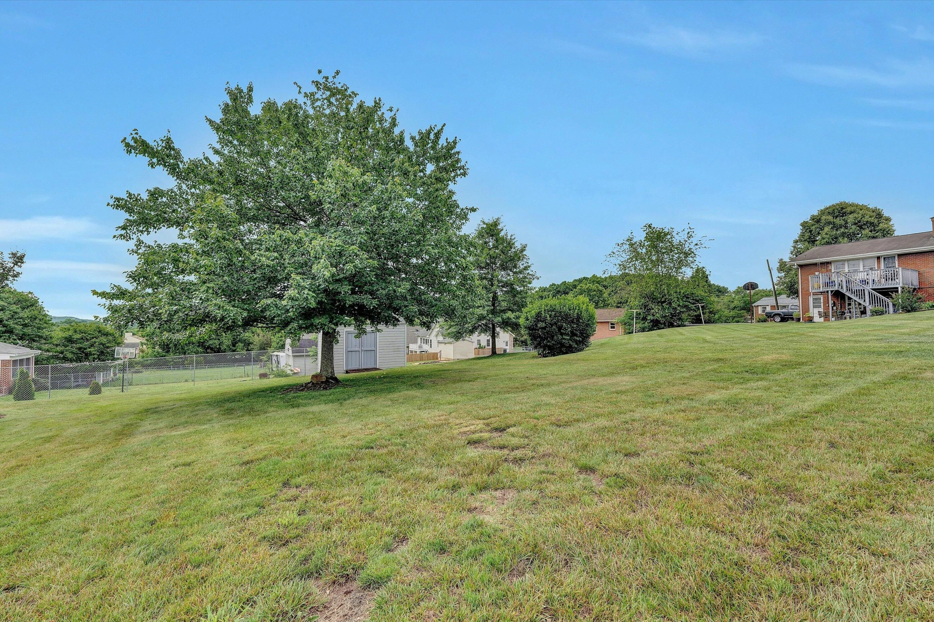 8122 Deer Branch DR - Photo 42