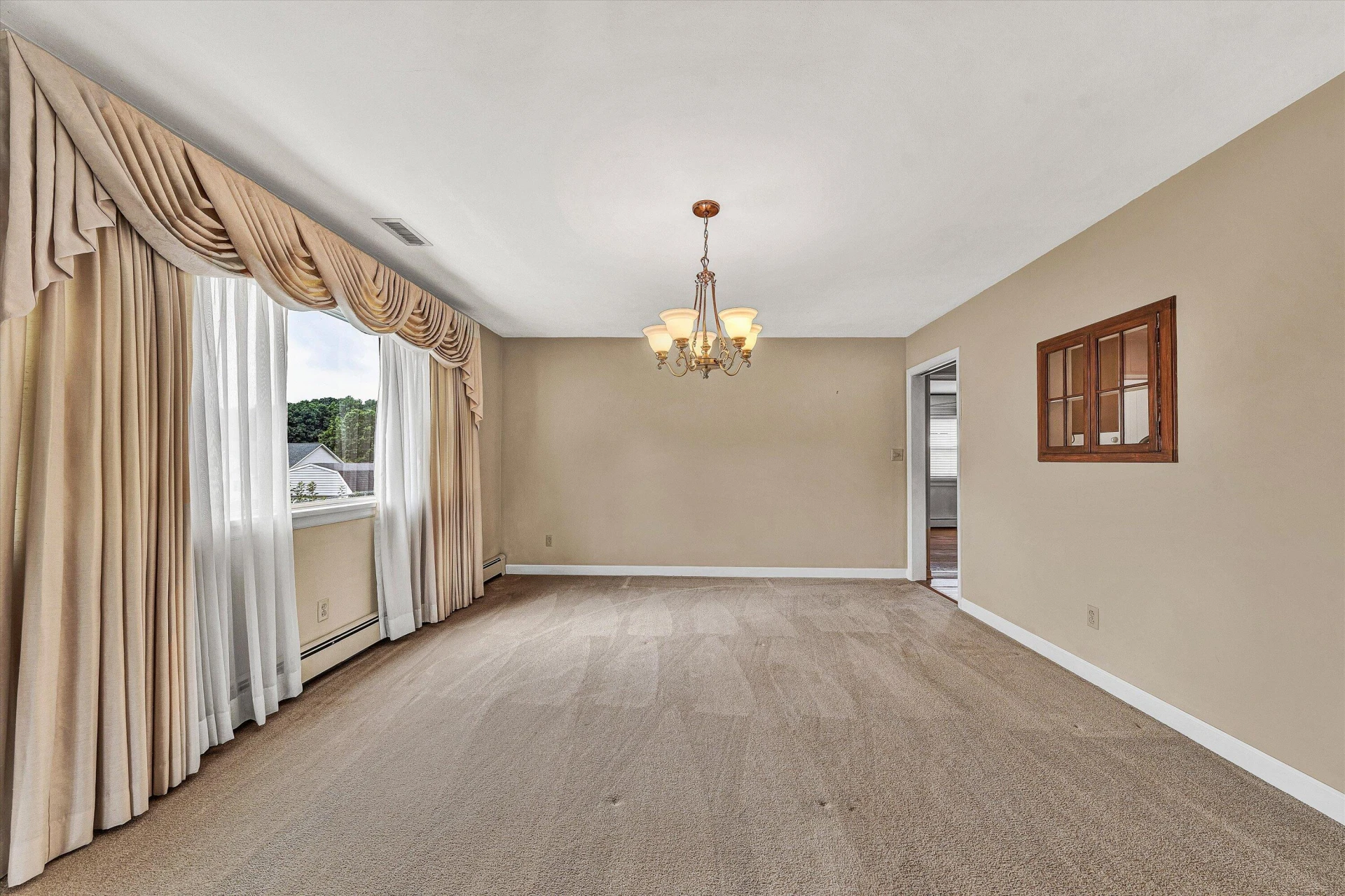 8122 Deer Branch DR - Photo 9