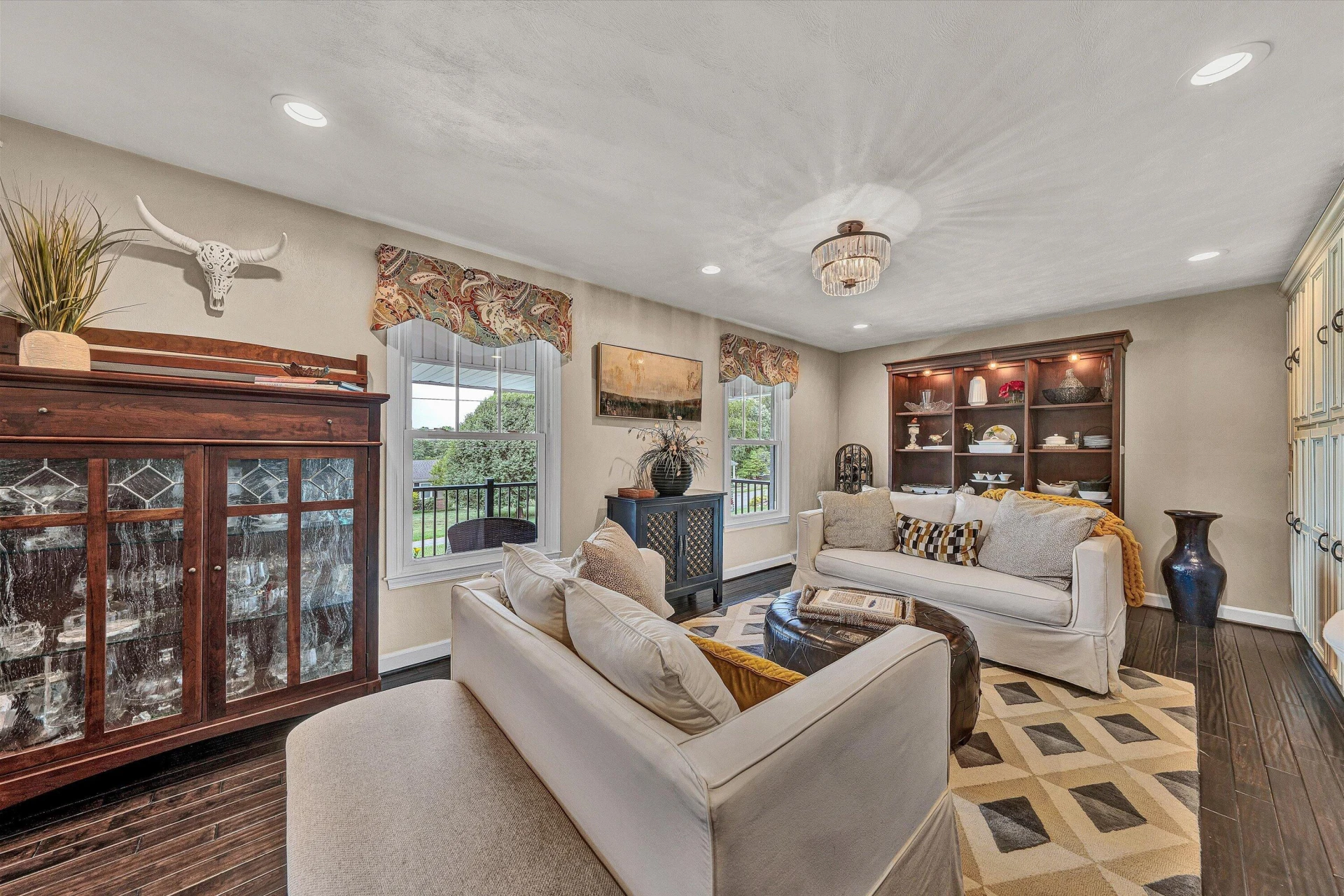 6619 Bryant CIR - Photo 12