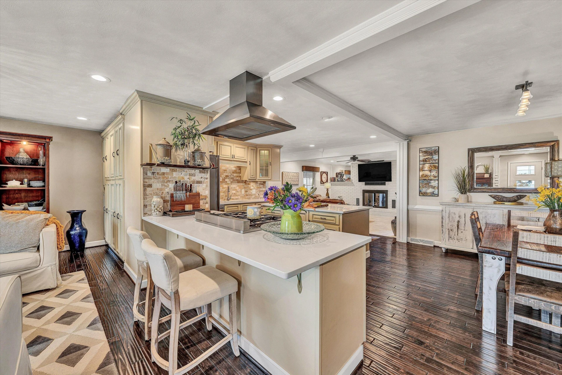 6619 Bryant CIR - Photo 13