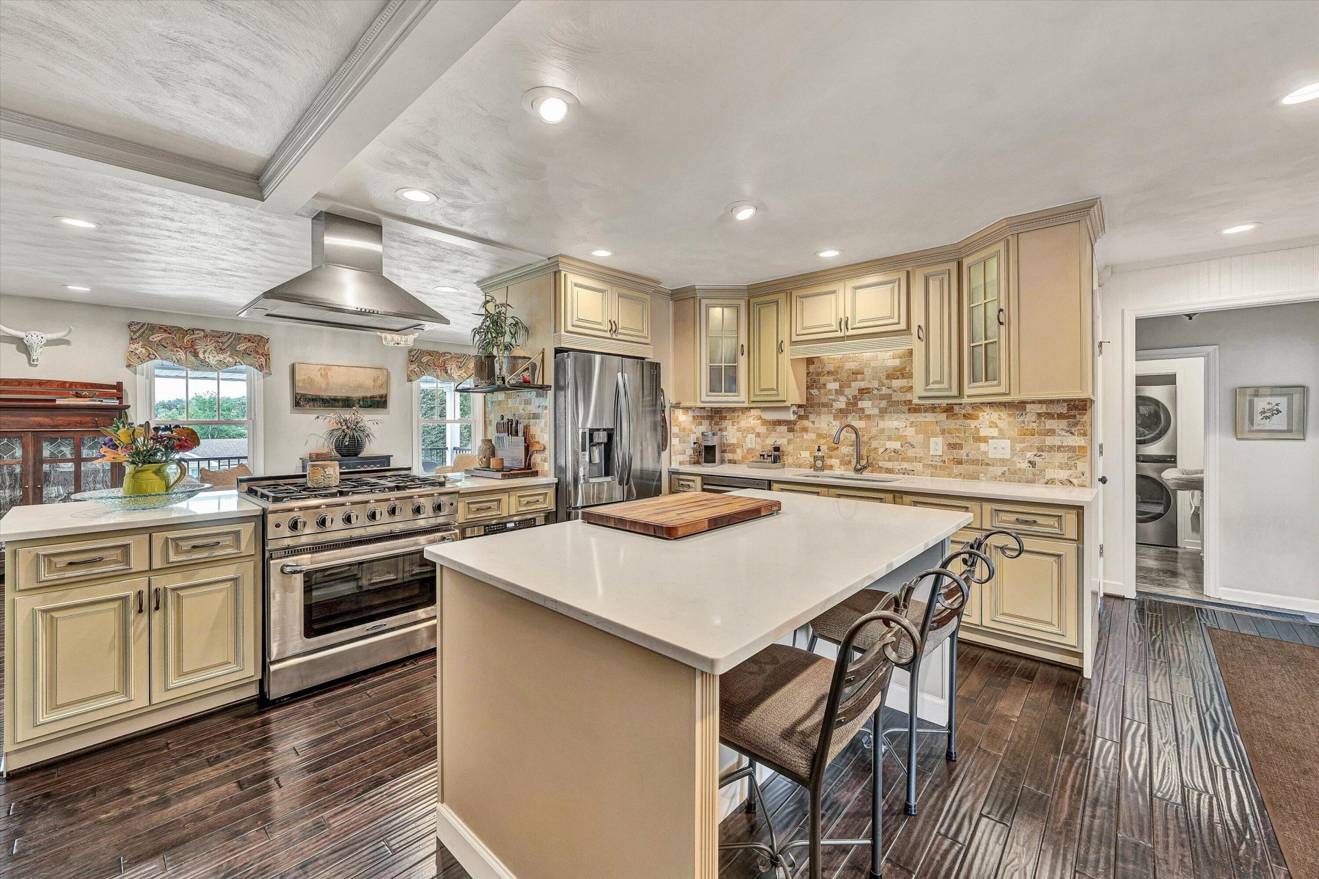6619 Bryant CIR - Photo 20
