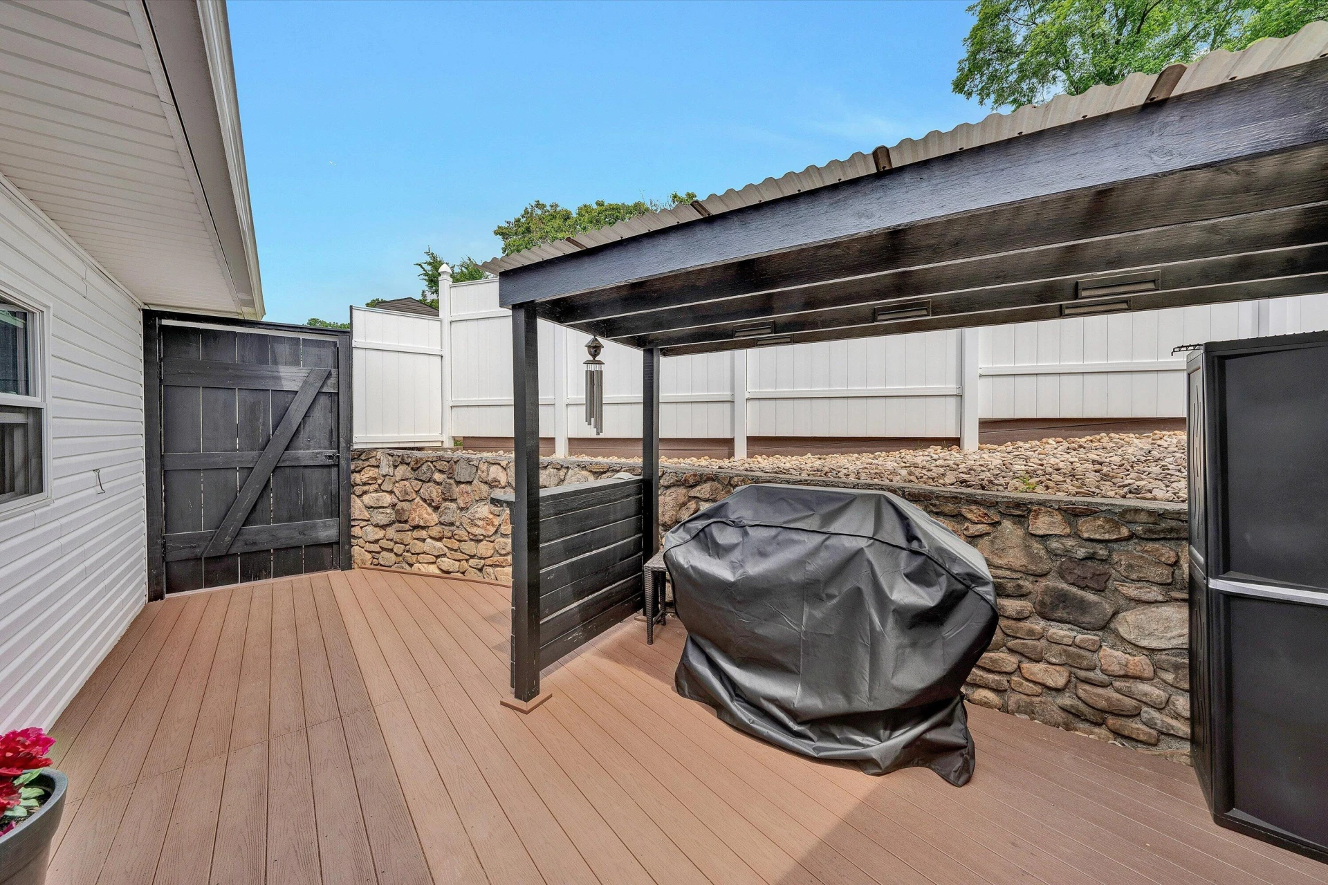 6619 Bryant CIR - Photo 35