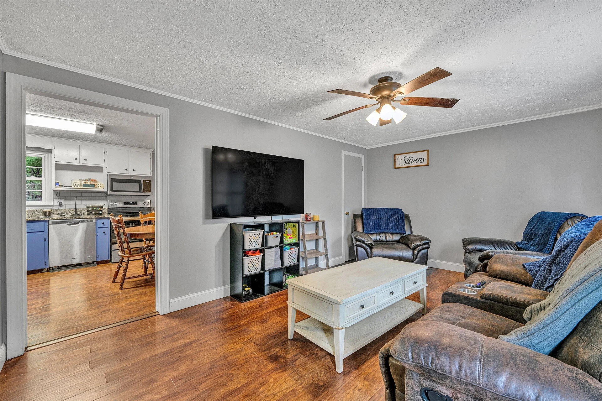 2095 Webster RD - Photo 4