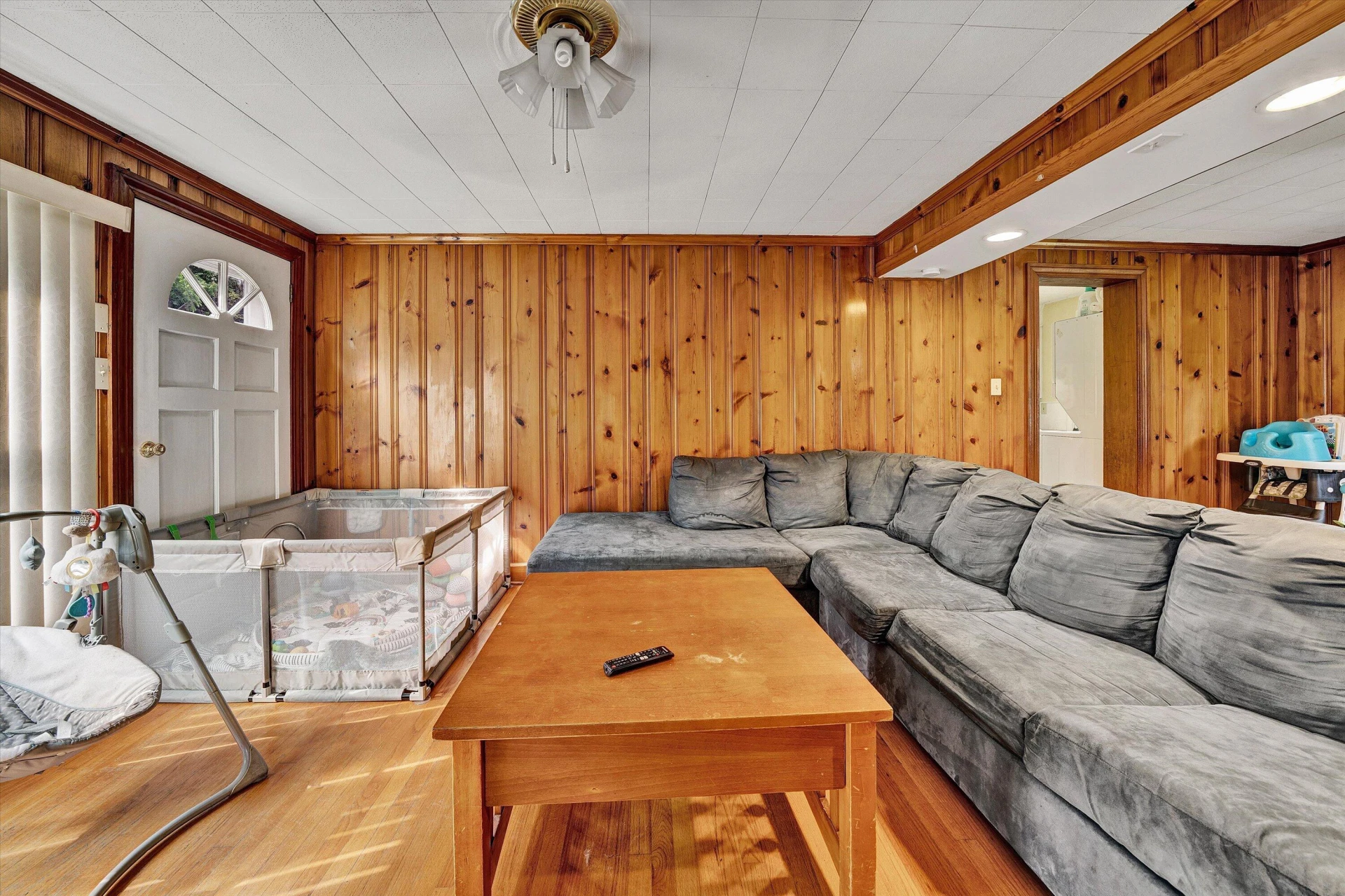 130 Harvey ST - Photo 4