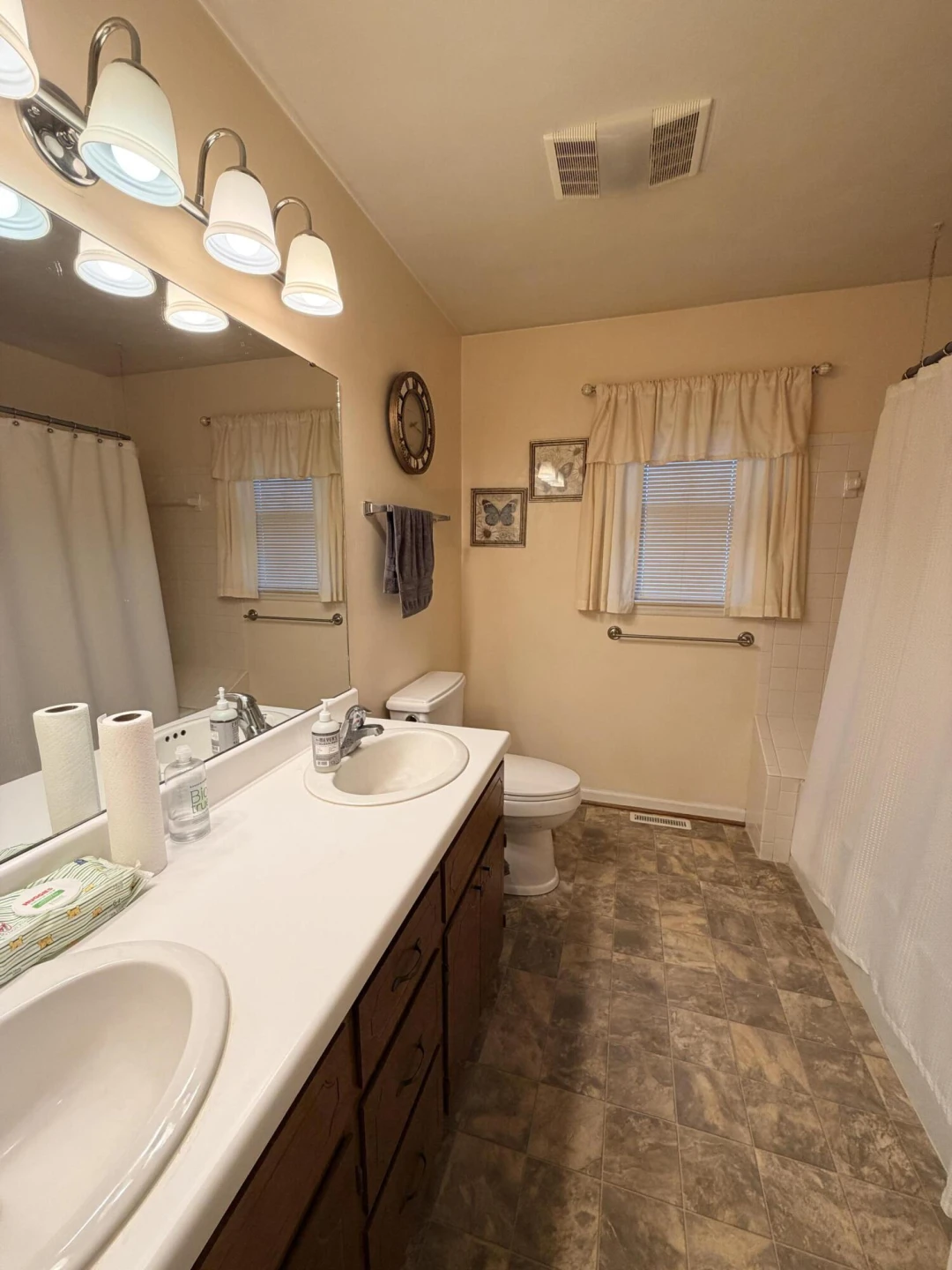 312 Ashley CT - Photo 19