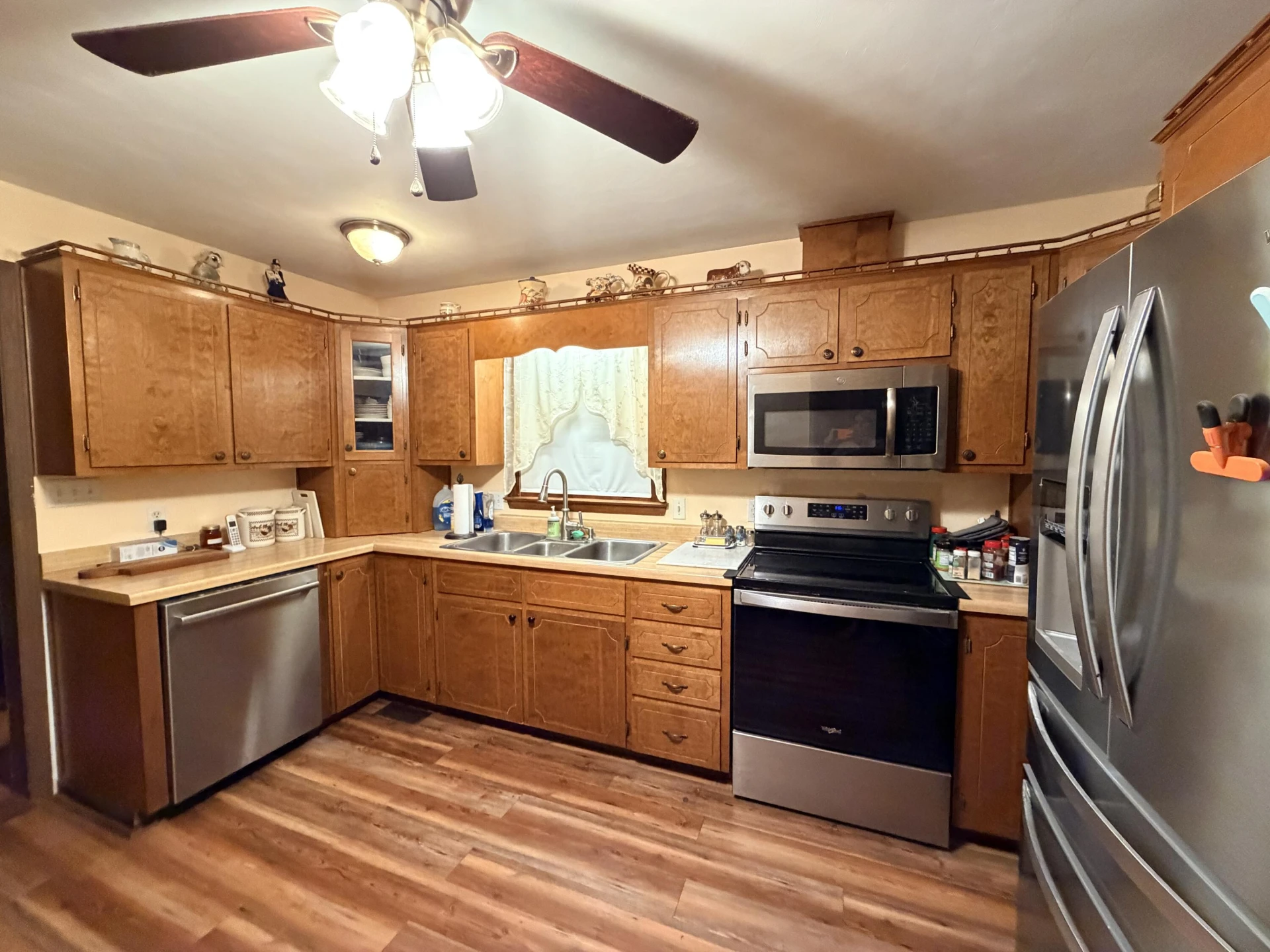 312 Ashley CT - Photo 7