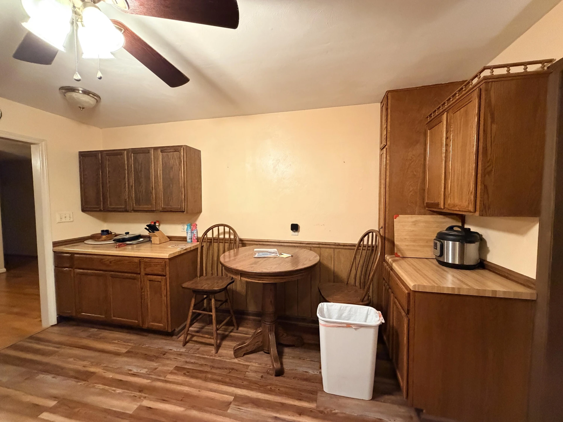 312 Ashley CT - Photo 9