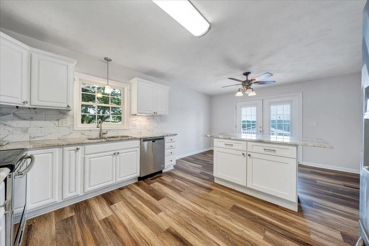2278 Isle Of Pines DR - Photo 16