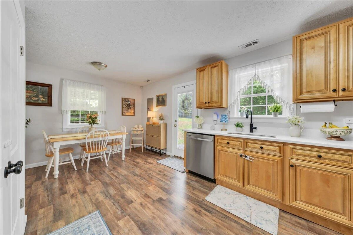 4218 Goose Dam RD - Photo 11