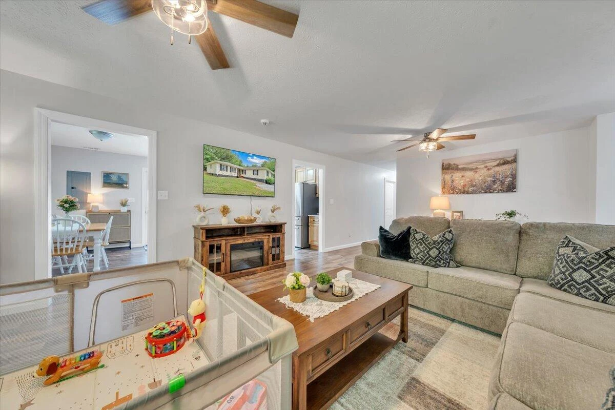 4218 Goose Dam RD - Photo 6