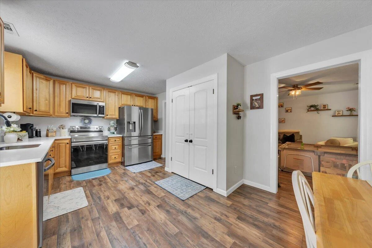 4218 Goose Dam RD - Photo 8