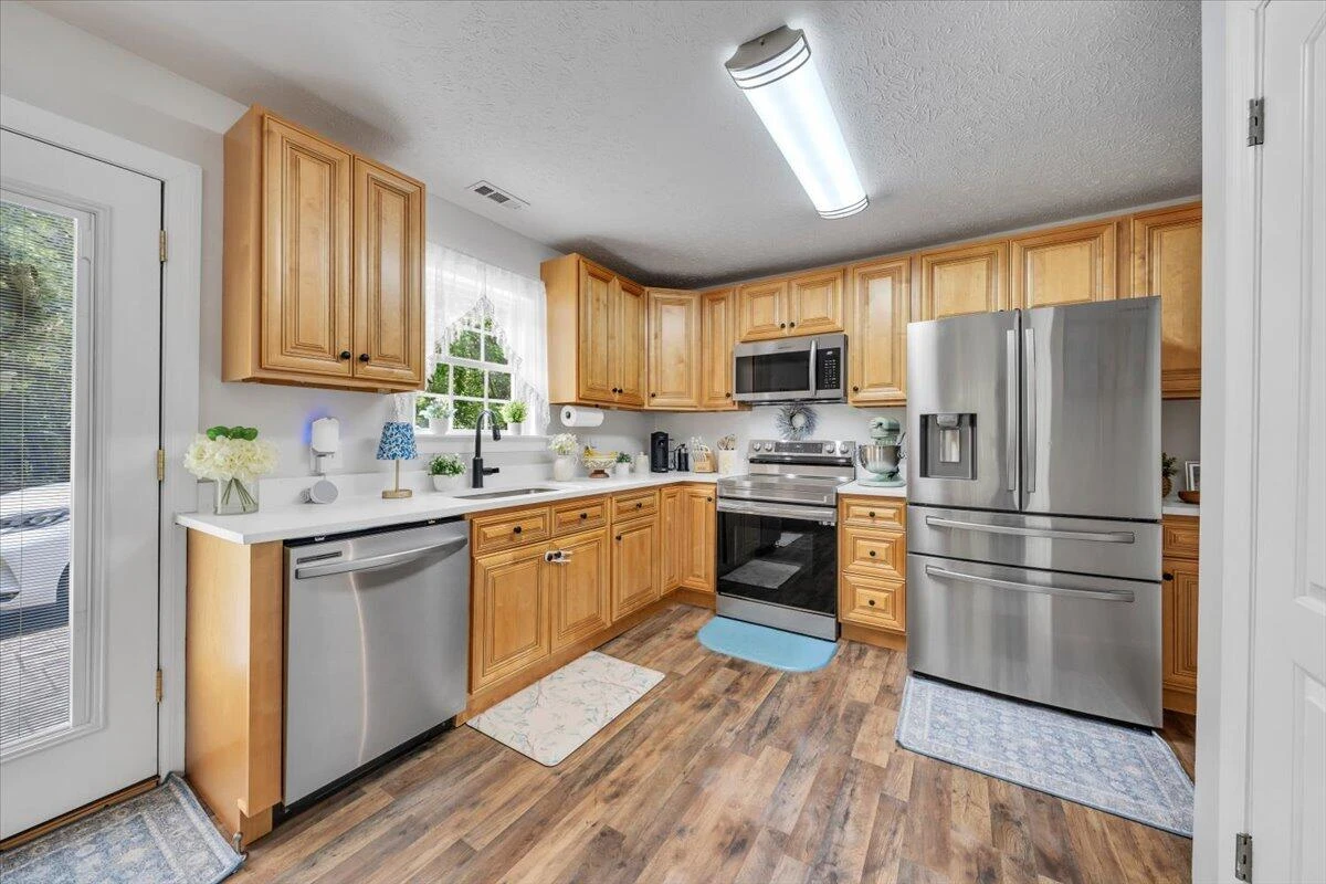 4218 Goose Dam RD - Photo 9