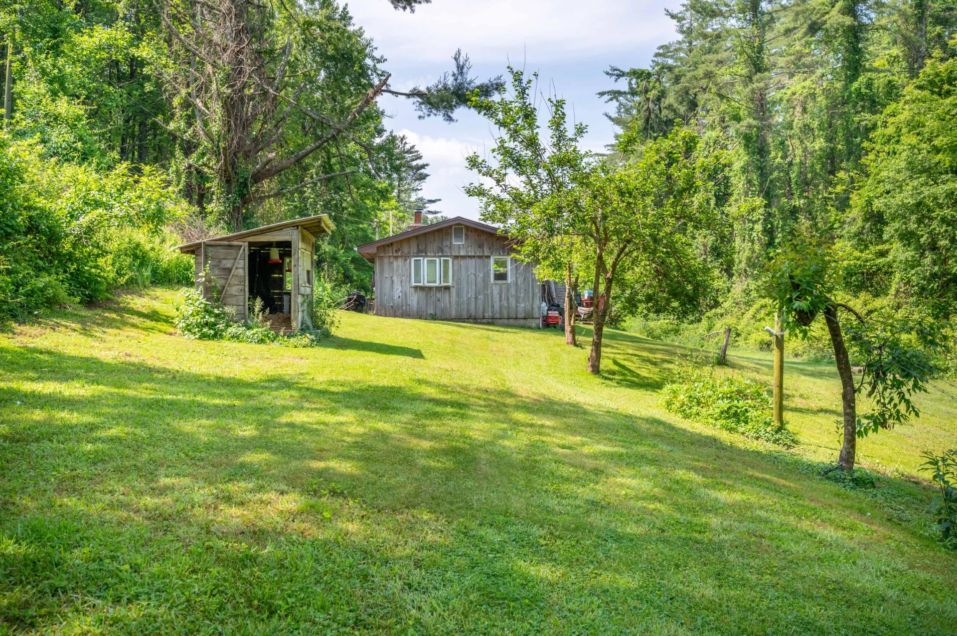 1073 Timberline RD SE - Photo 20