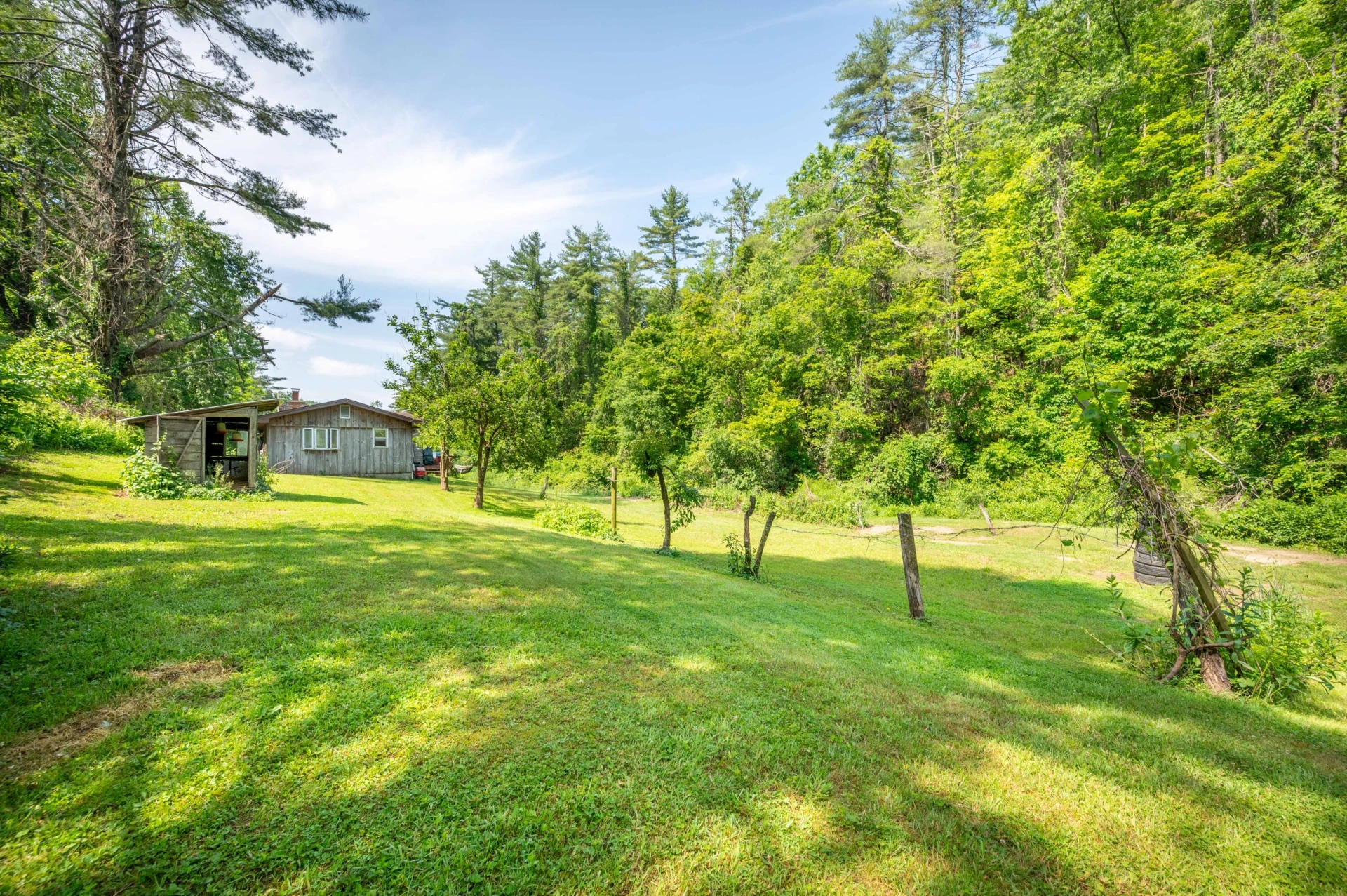 1073 Timberline RD SE - Photo 21
