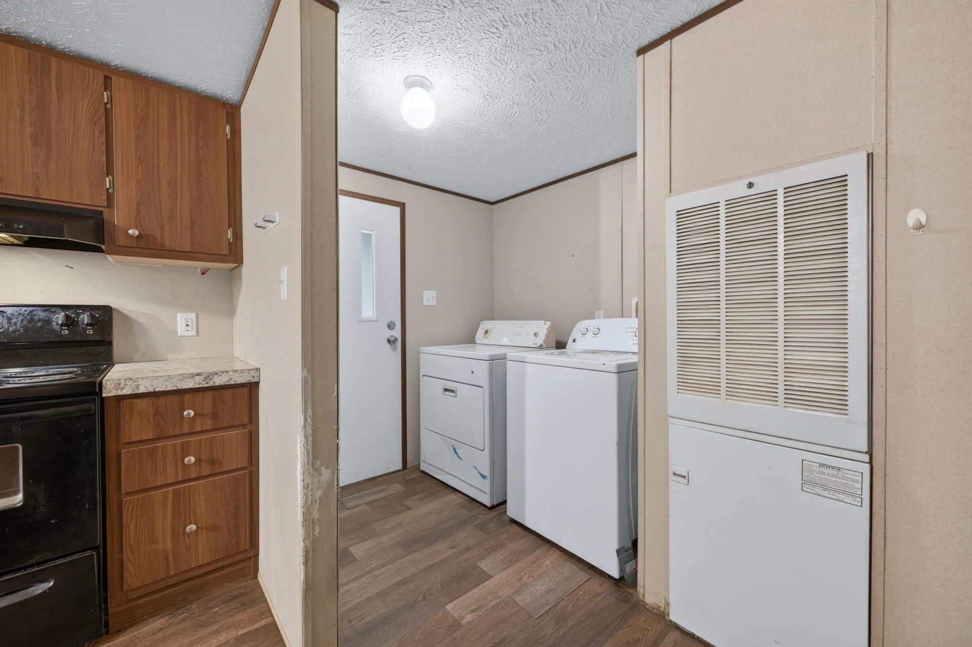 1625 Hollandsworth RD NW - Photo 18