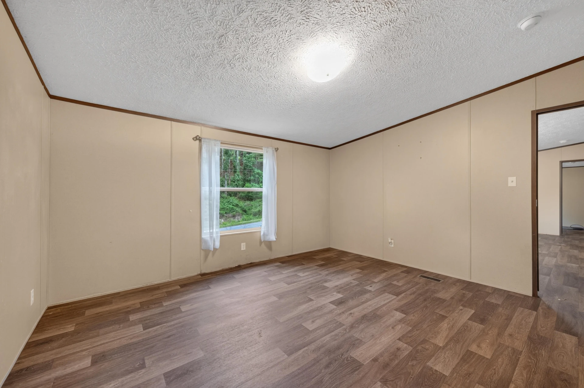1625 Hollandsworth RD NW - Photo 22