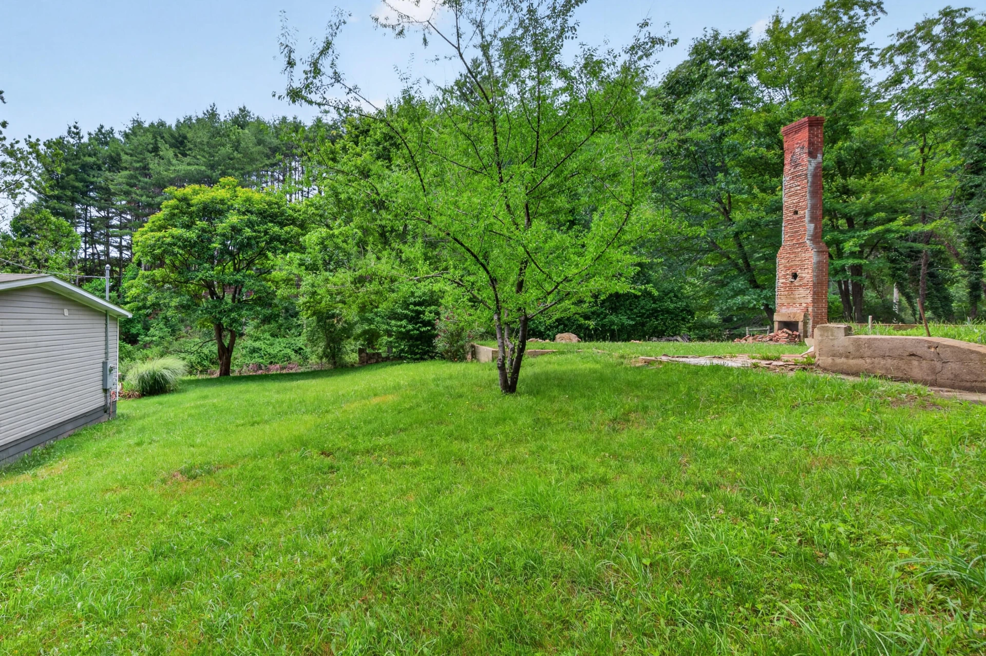 1625 Hollandsworth RD NW - Photo 36