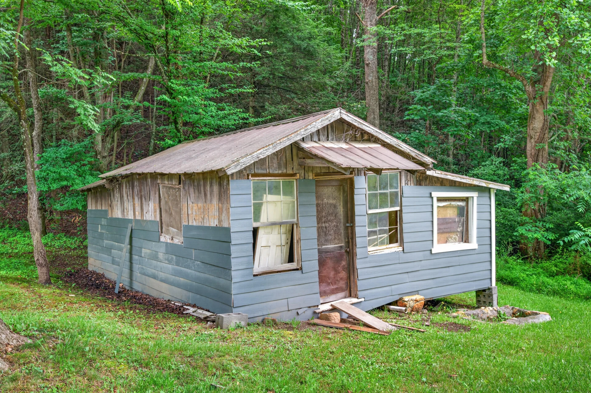 1625 Hollandsworth RD NW - Photo 47