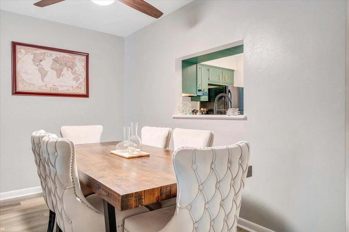 7027 Oak CT - Photo 10