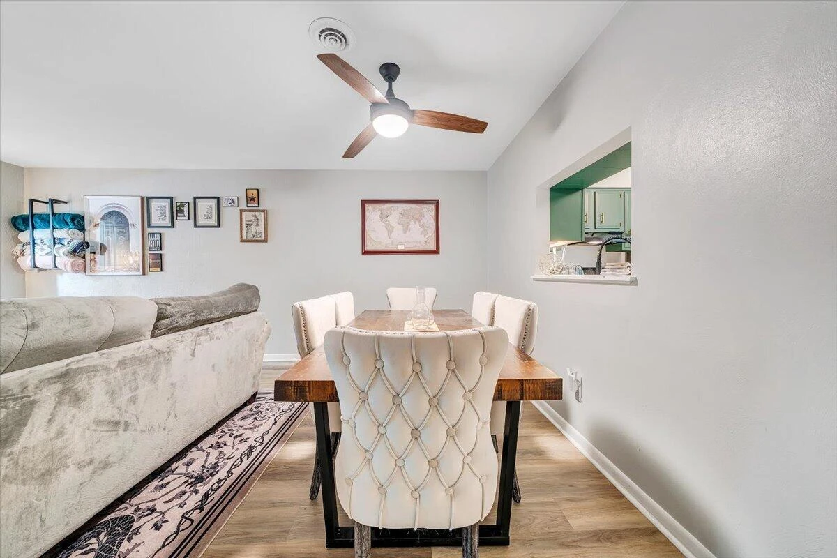7027 Oak CT - Photo 11