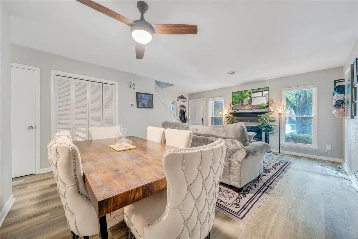 7027 Oak CT - Photo 12