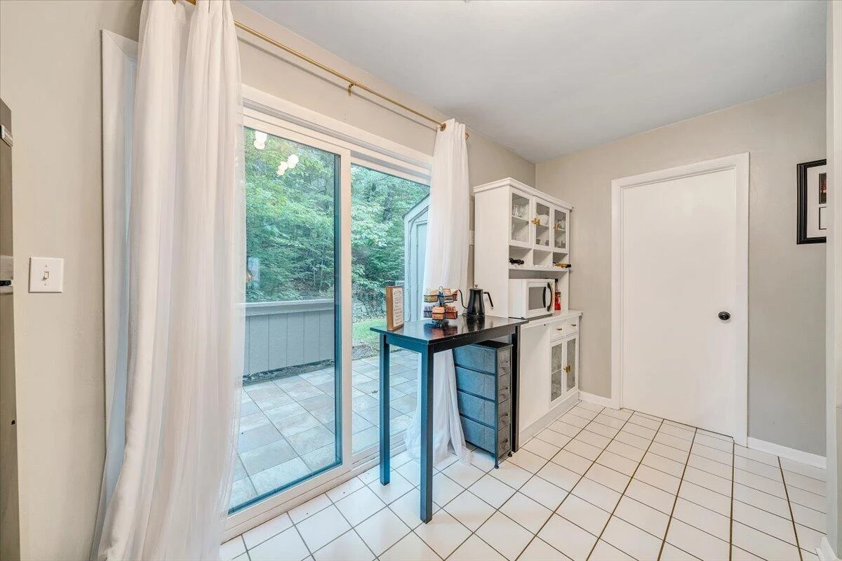 7027 Oak CT - Photo 17