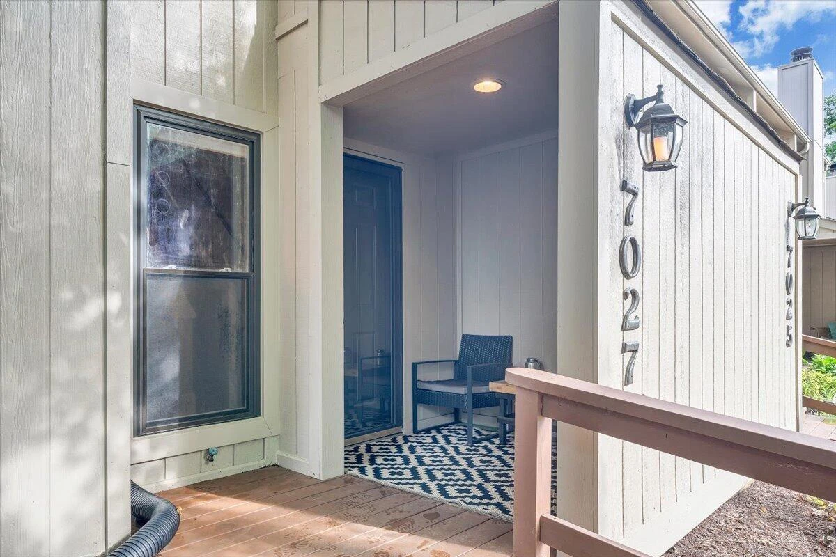 7027 Oak CT - Photo 2