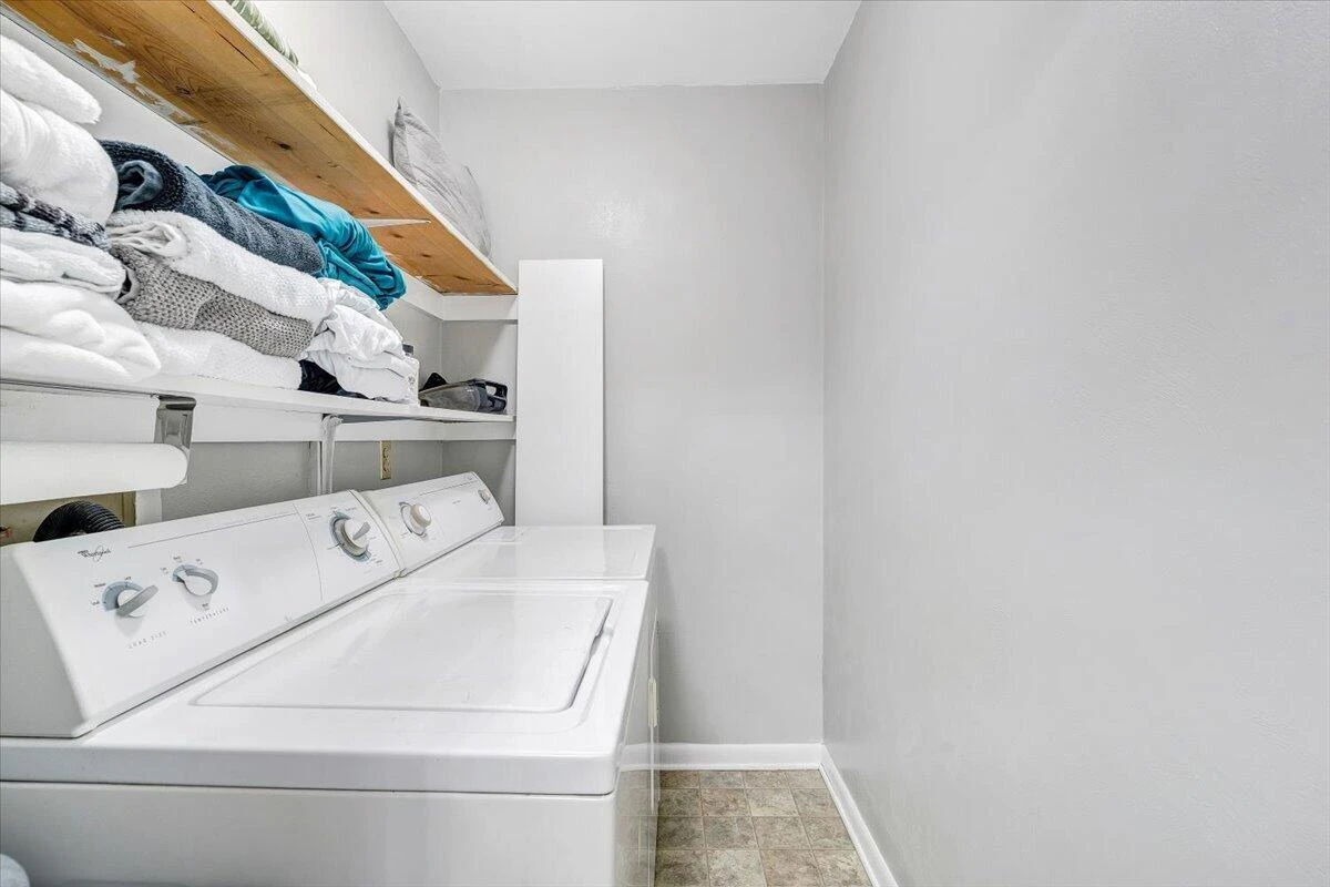 7027 Oak CT - Photo 28