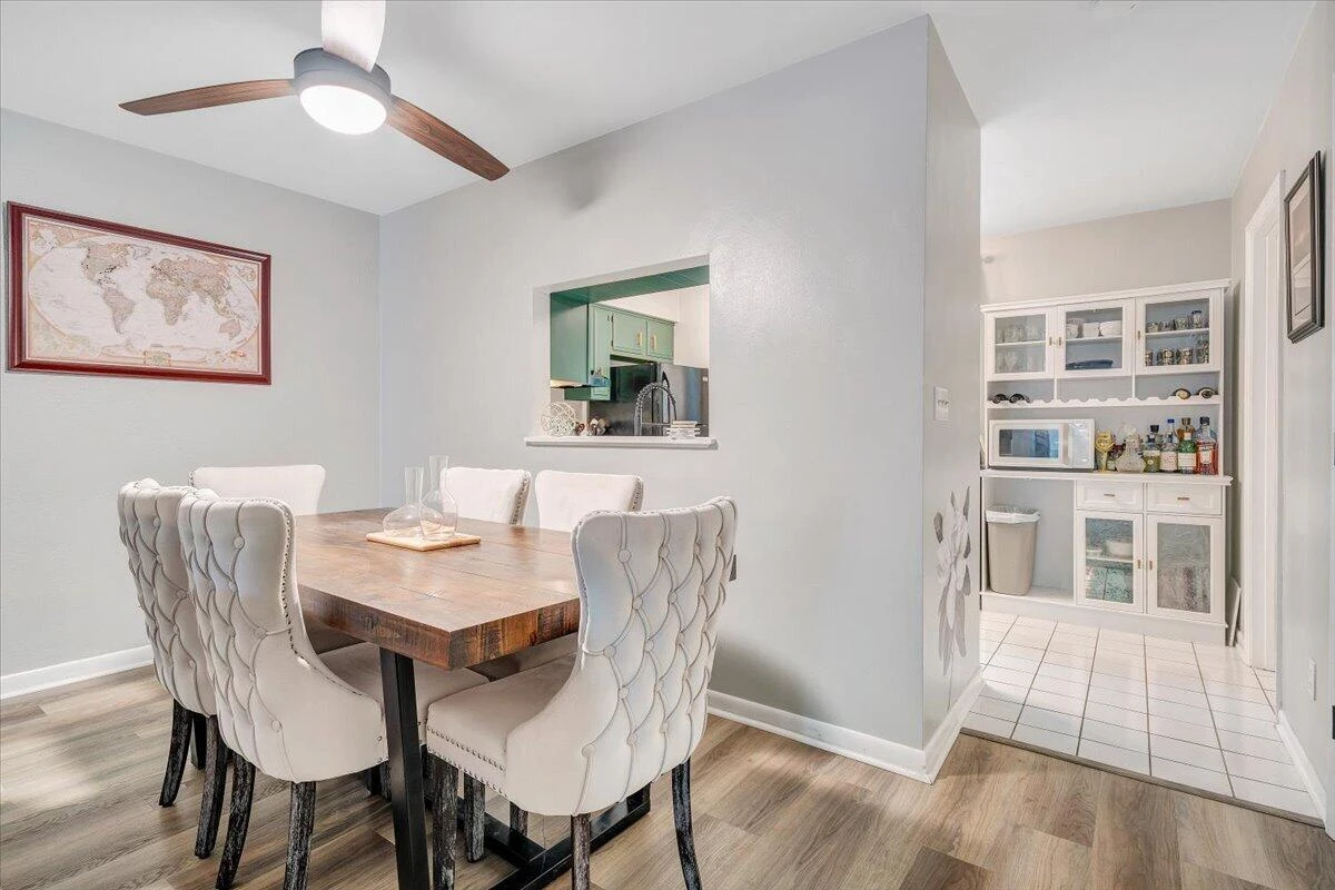 7027 Oak CT - Photo 9