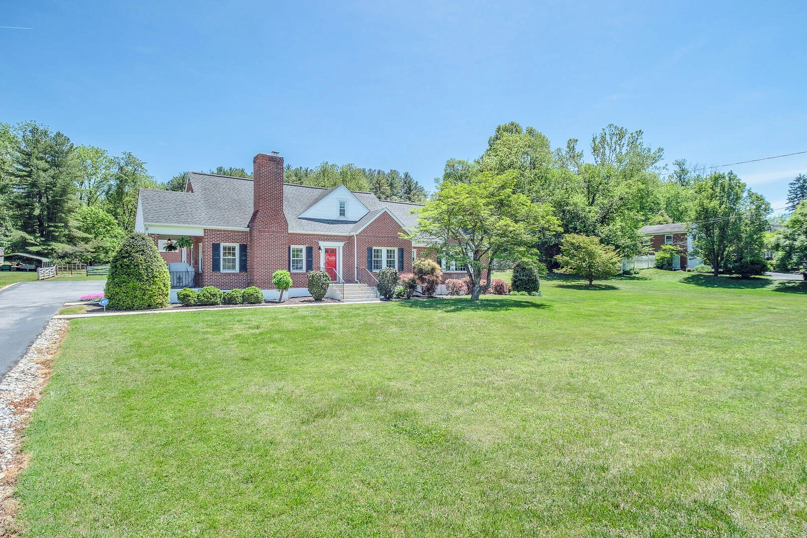 5654 Lee Hwy