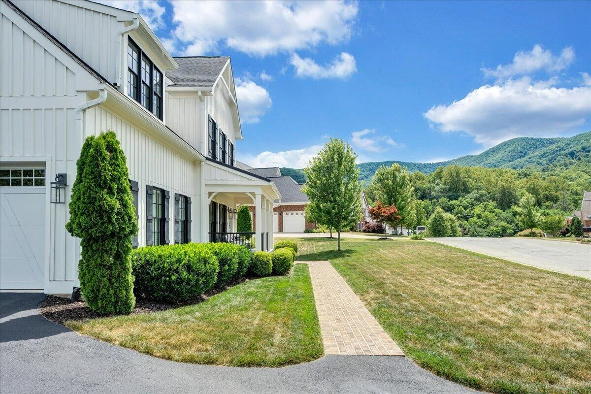 6895 Fairway Ridge RD - Photo 2