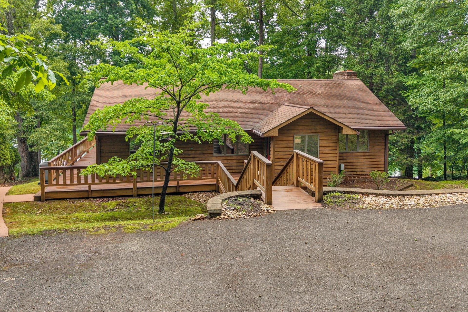 211 Wilderness WAY - Photo 2