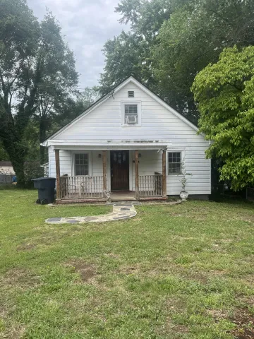 1815 Riverdale RD SE
