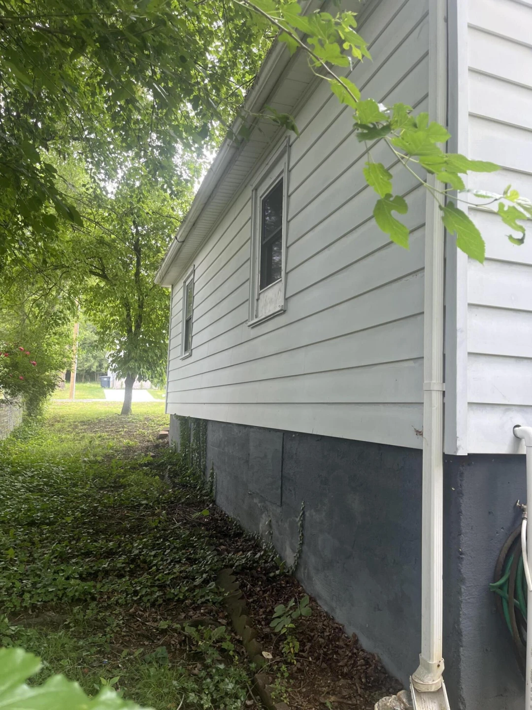 1815 Riverdale RD SE - Photo 4