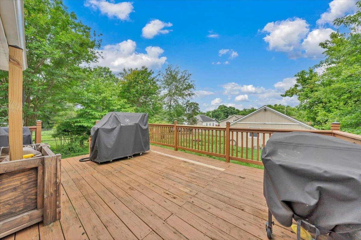 331 Bowman ST - Photo 23