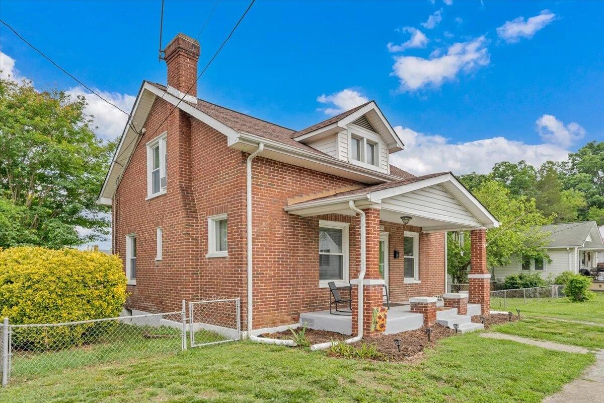331 Bowman ST - Photo 29
