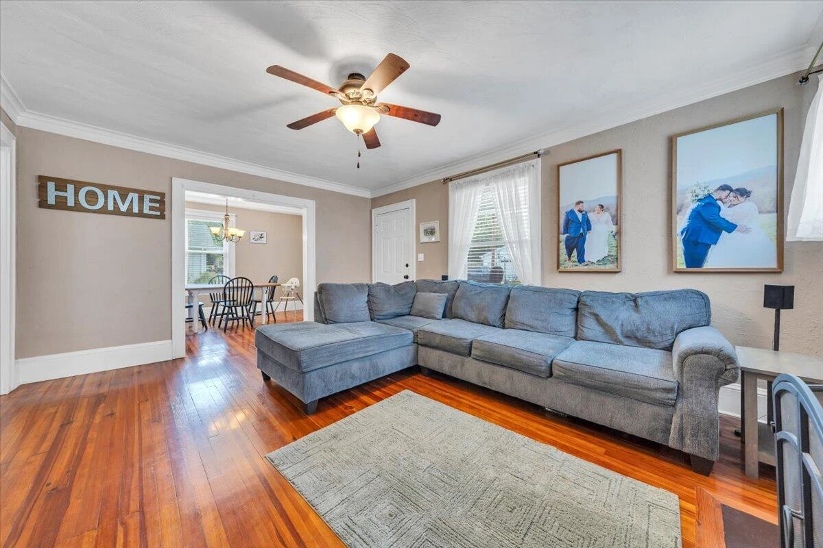 331 Bowman ST - Photo 7