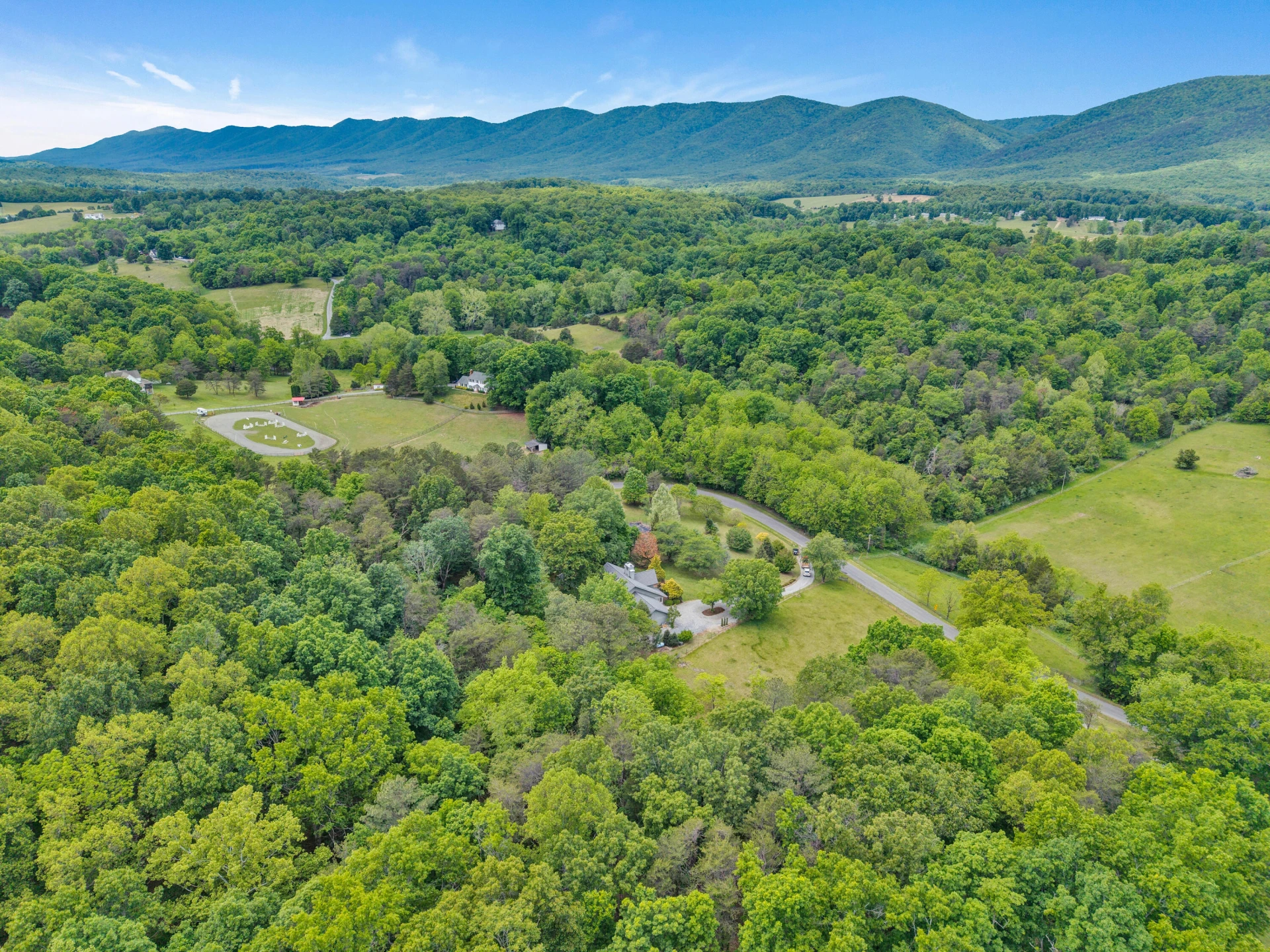 1560 Lee LN - Photo 68
