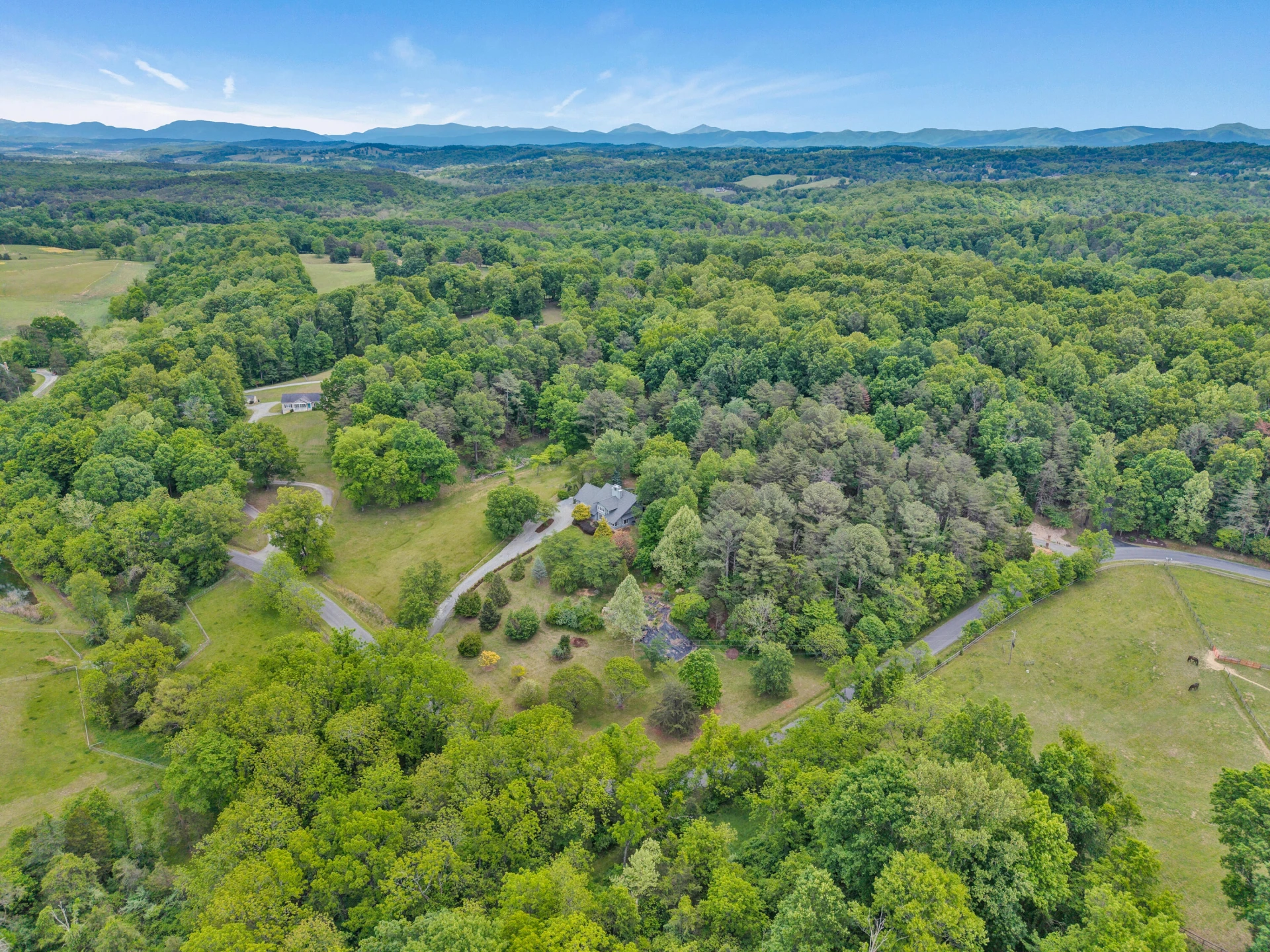 1560 Lee LN - Photo 69