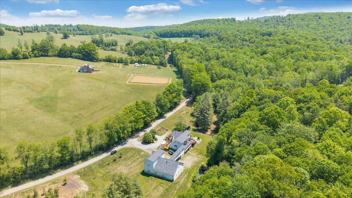 674 Old Furnace RD SW - Photo 103