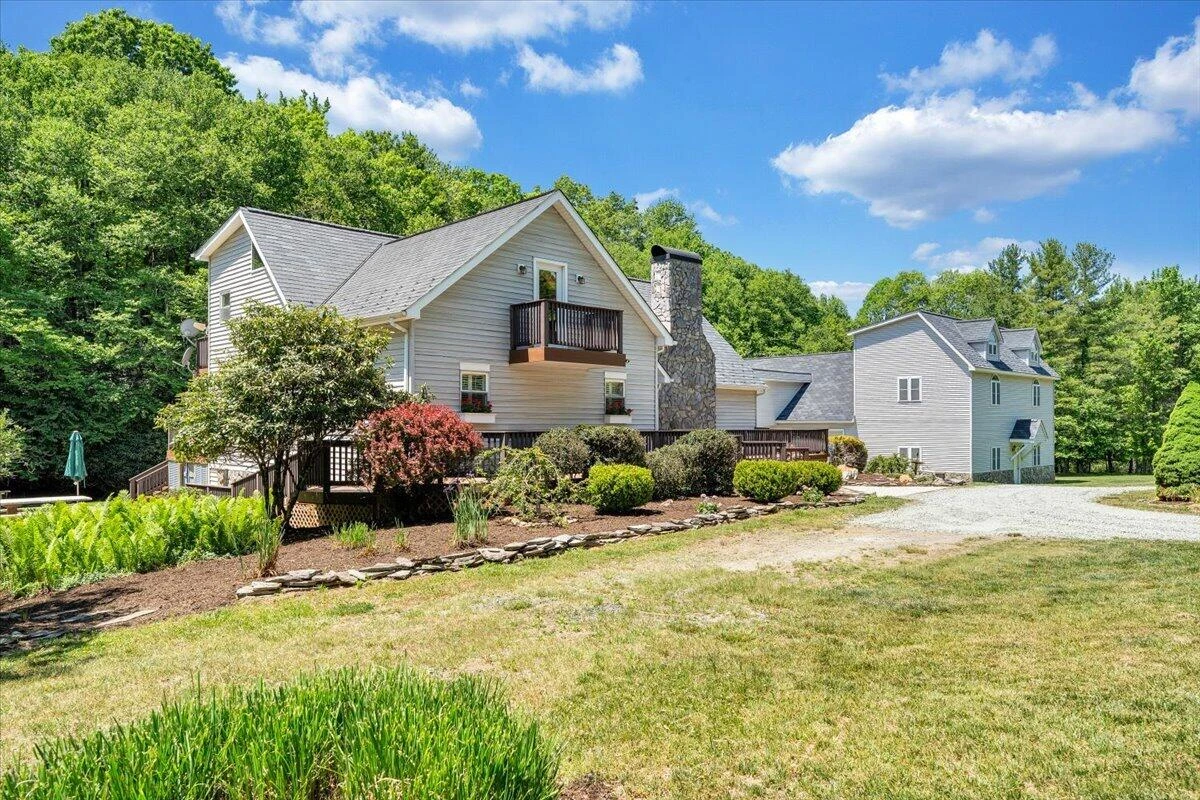 674 Old Furnace RD SW - Photo 2