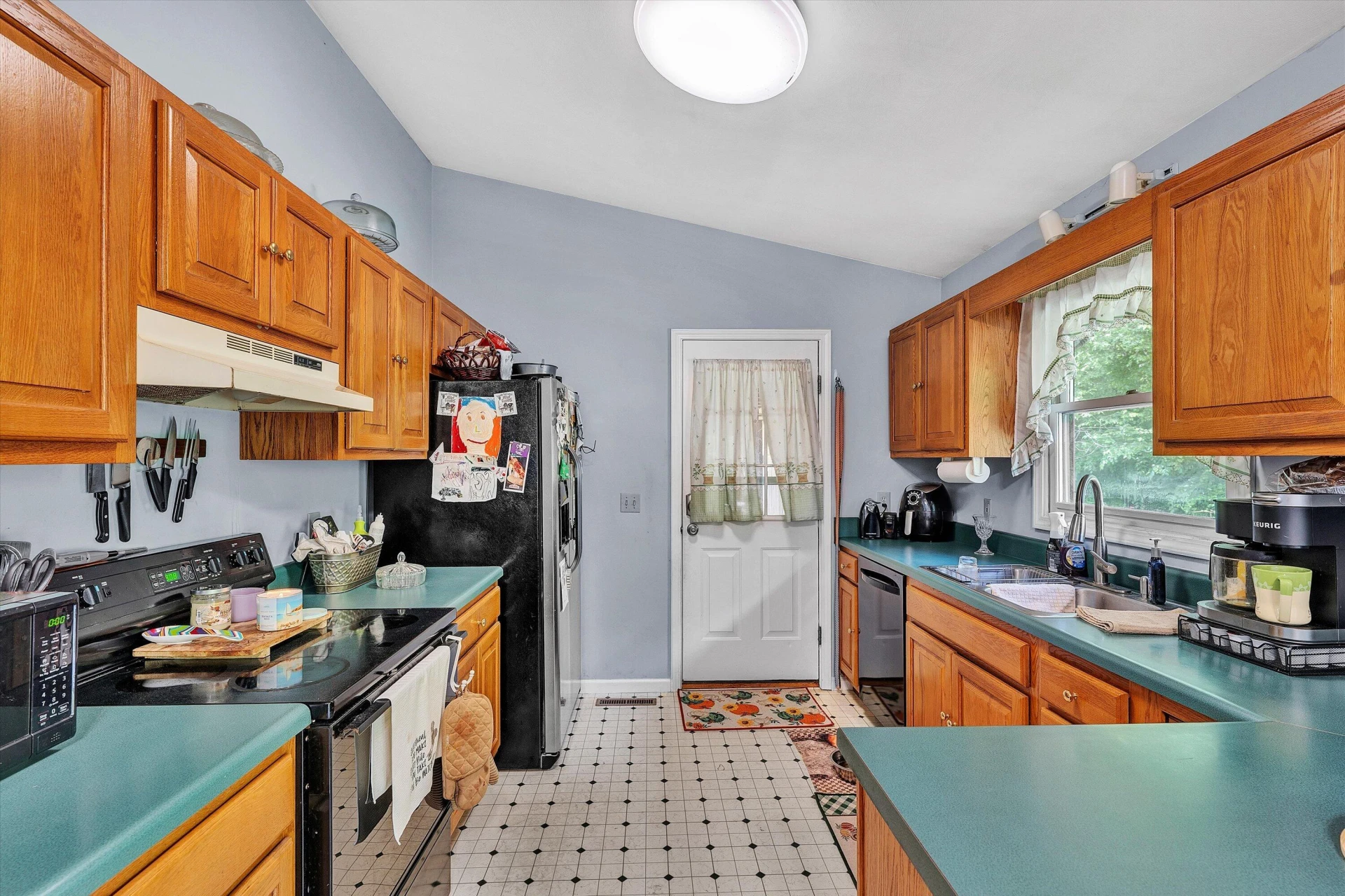 1550 Vernon LN - Photo 13