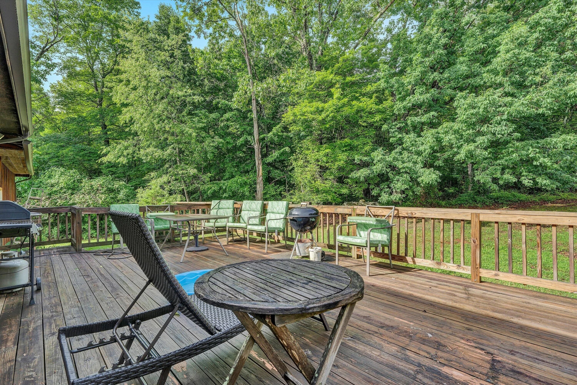 1550 Vernon LN - Photo 18