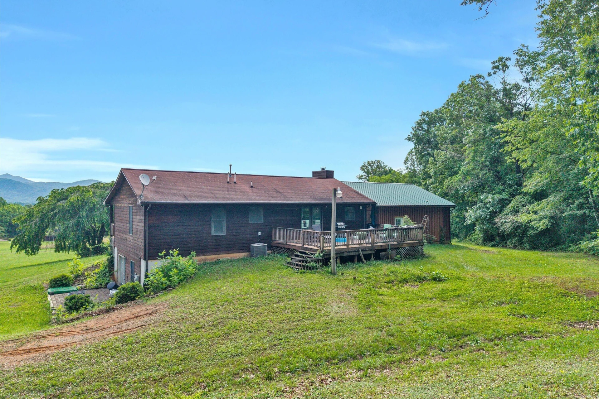1550 Vernon LN - Photo 33