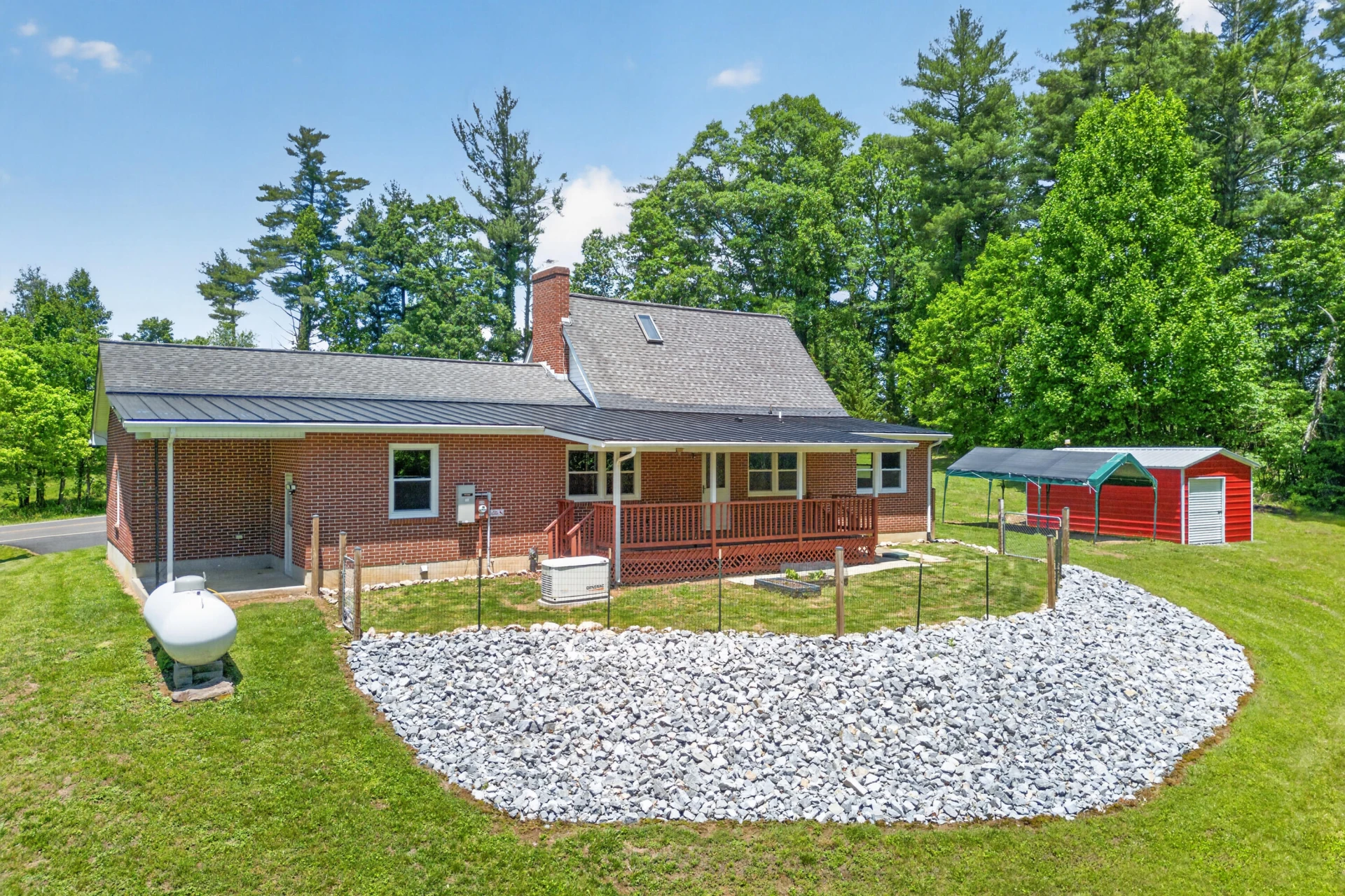 644 Daniels Run RD NE - Photo 10