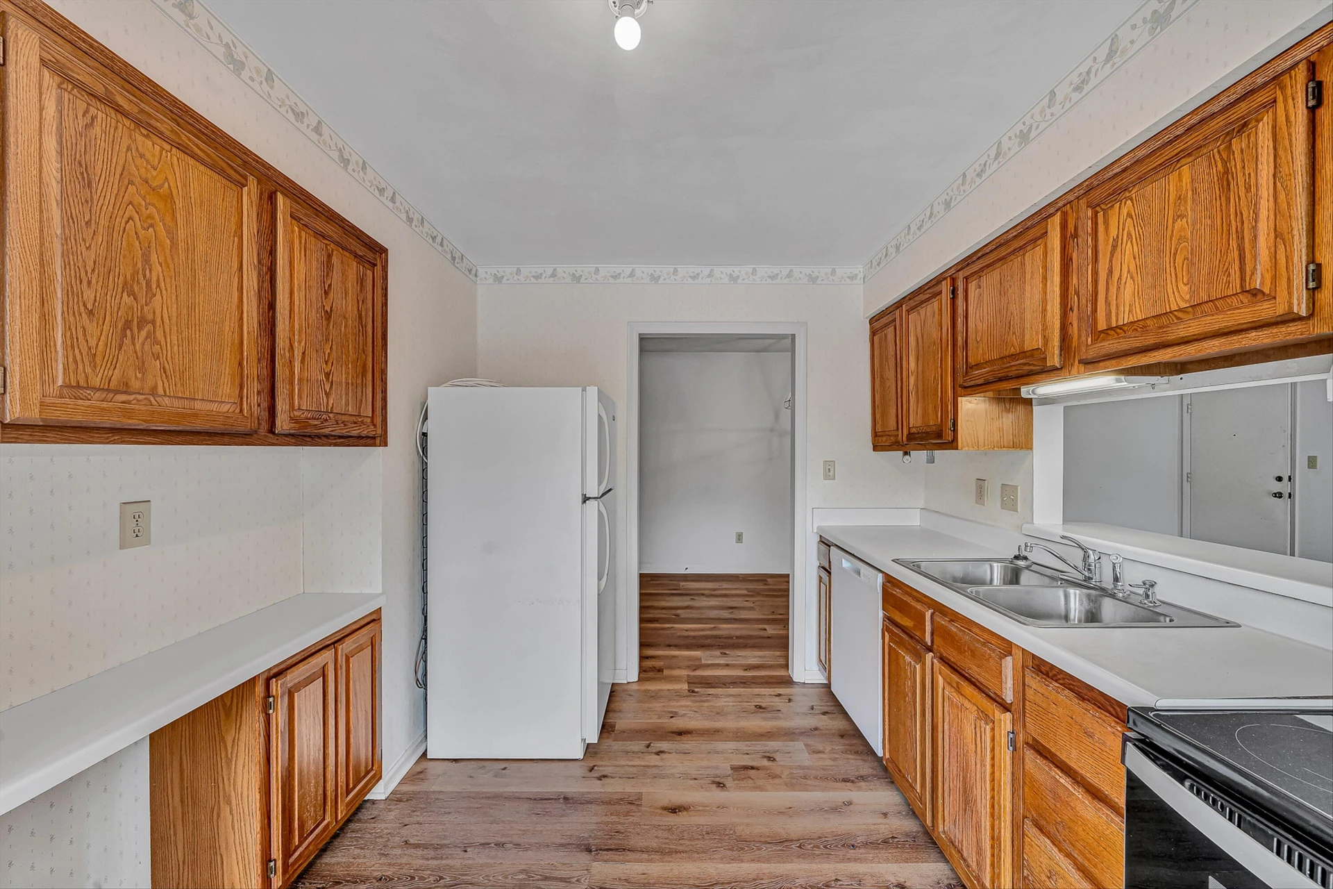 2413 Barnside CT - Photo 17