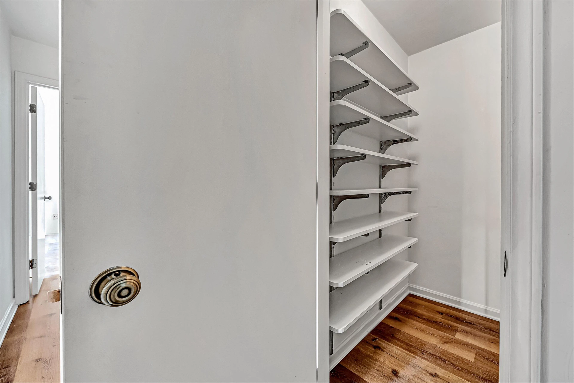 2413 Barnside CT - Photo 21