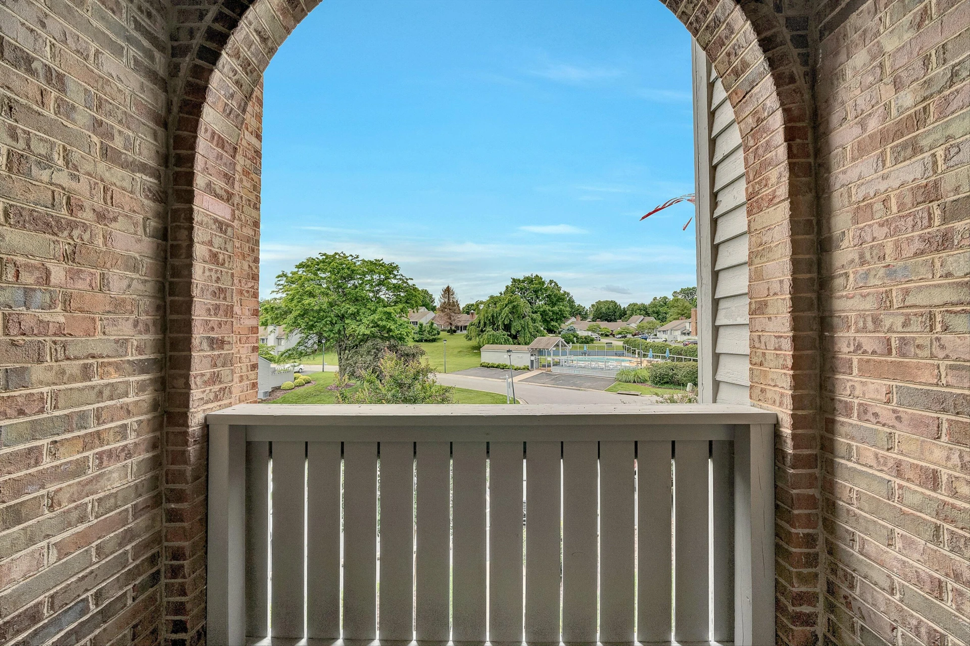 2413 Barnside CT - Photo 4