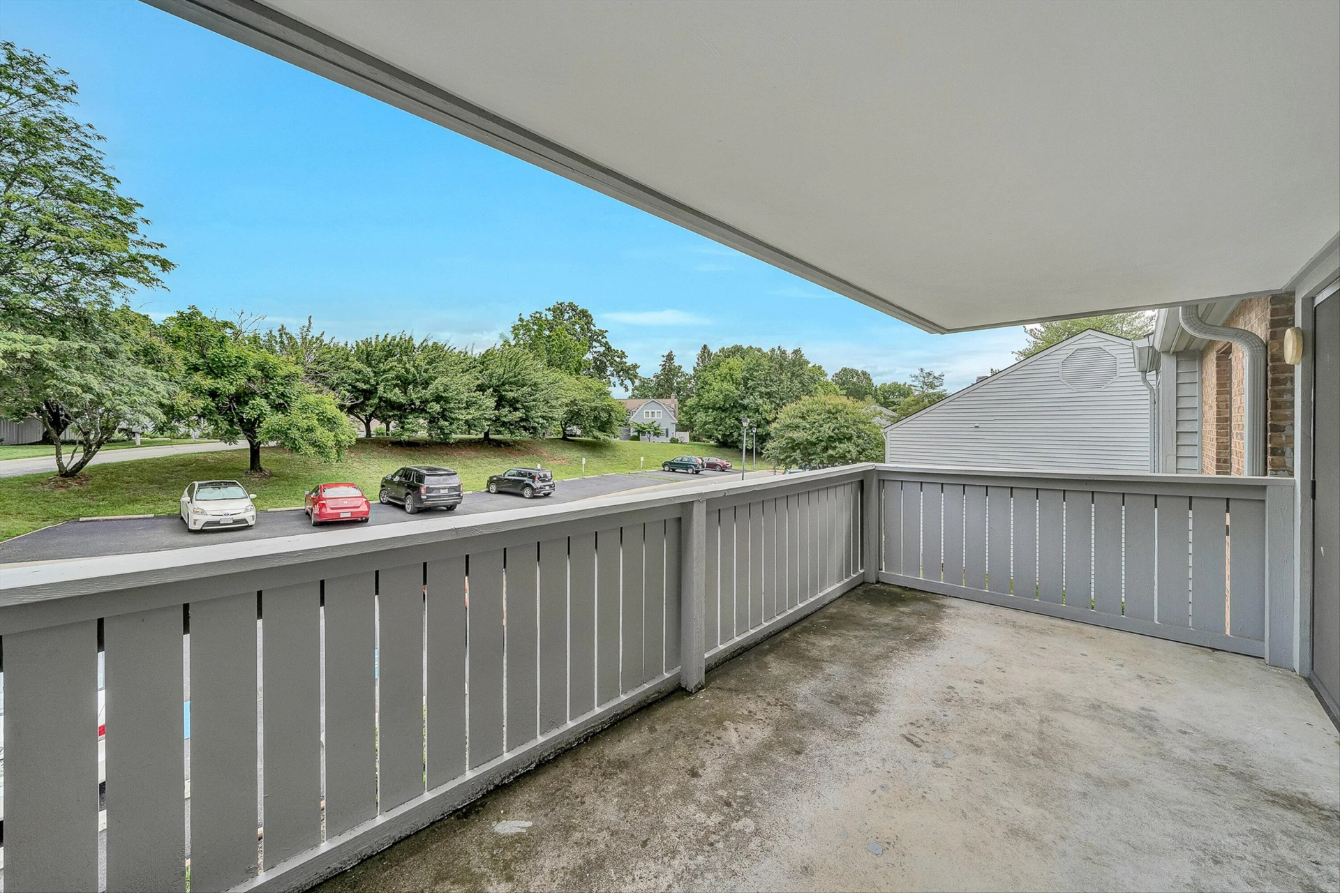 2413 Barnside CT - Photo 10