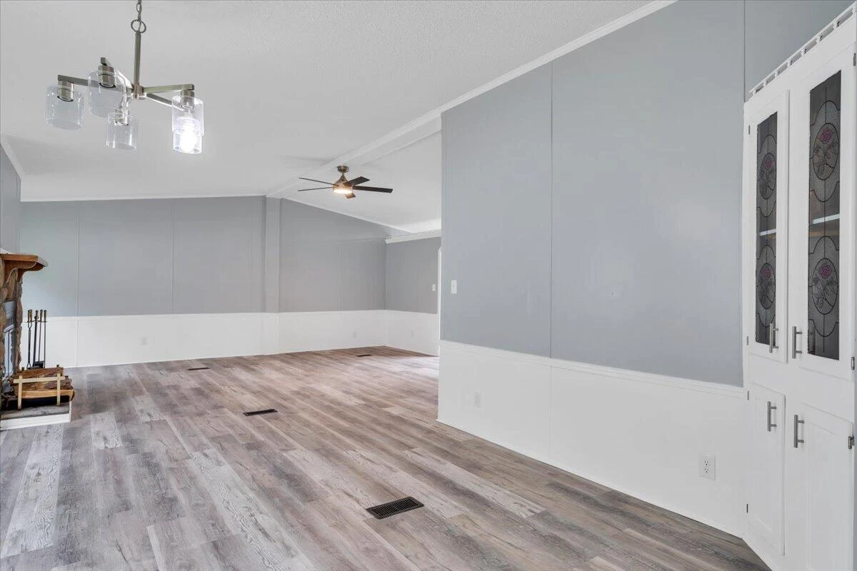 20459 Main ST - Photo 11